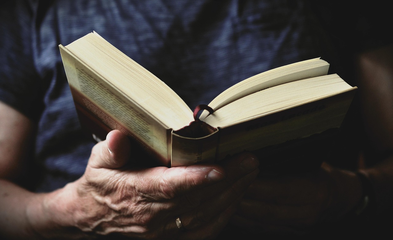 Beyond The Textbook: Curating Optimal Study Resources
