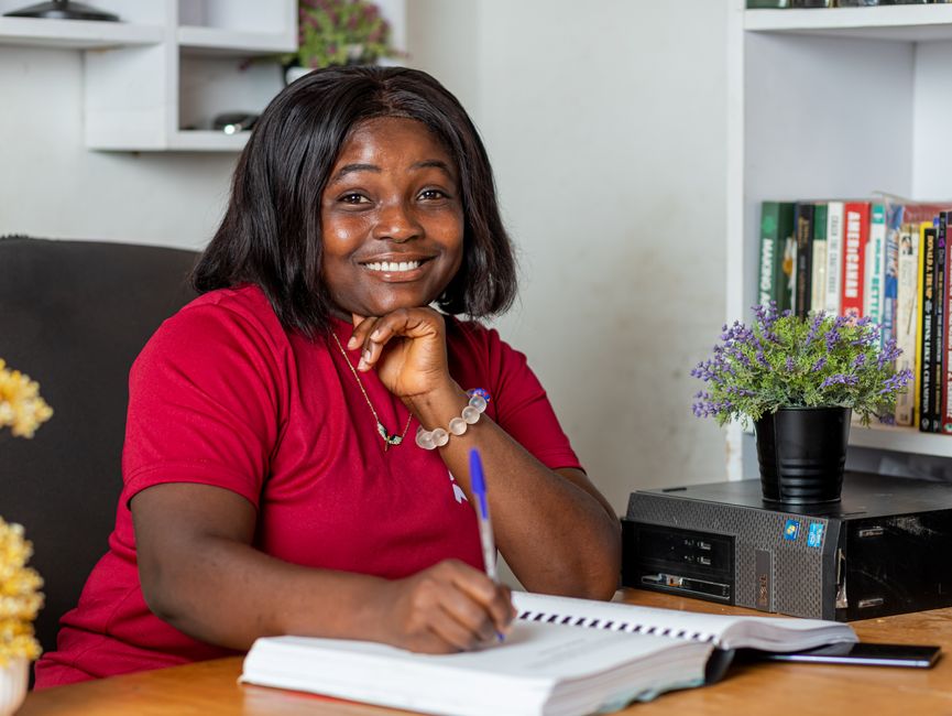 Canada Express Entry Federal Skilled Worker Program Eligibility guide with Canadian immigration documents
