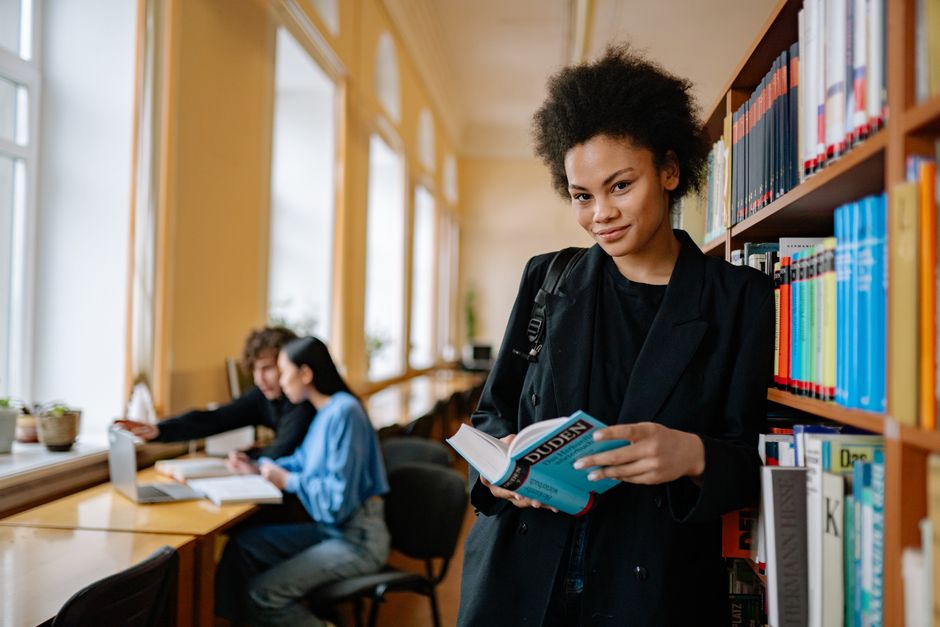 Daad Scholarship Germany Eligible Courses And Allowance Requirements checklist graphic