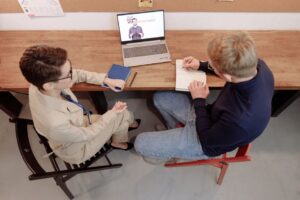 Online Tutoring Jobs Teaching English To Asian Students in 2026: Verified Openings & Application Guide