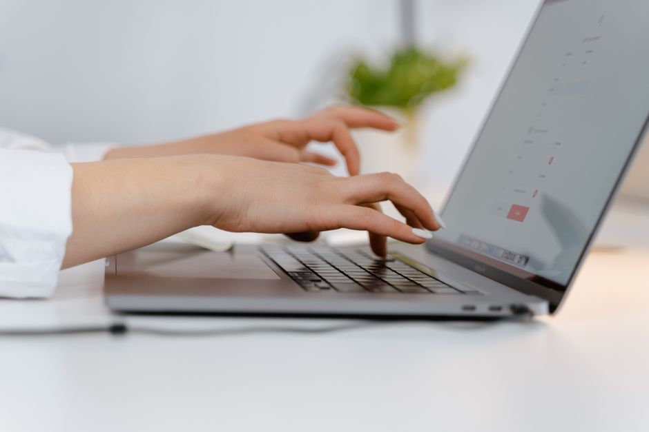 Remote Data Entry Jobs Legitimate Companies hiring remotely with laptop and application checklist