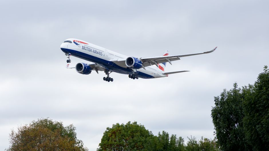 Cheap Flights To London From Lagos Price Comparison, fares and calculator for 2026