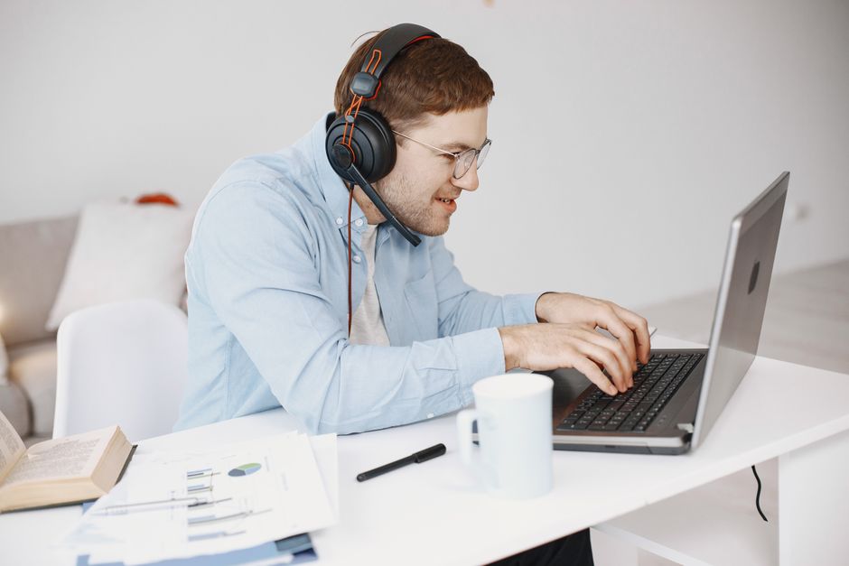 Remote Transcription Jobs Paying Weekly Paypal Vacancies guide with laptop and headphones