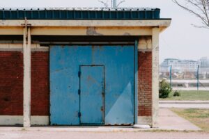 International Door To Door Removal Companies Costs in 2026: Complete Cost Breakdown & Calculator